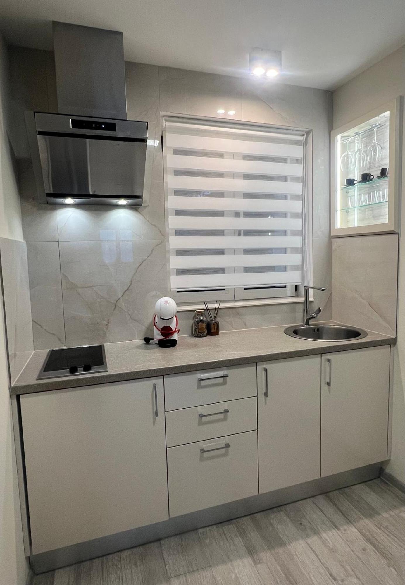 Apartmani Cvitanovic Baška Voda エクステリア 写真